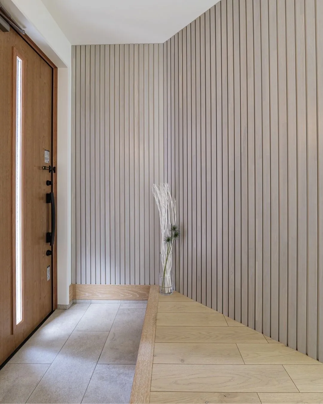 WARM ENTRANCE